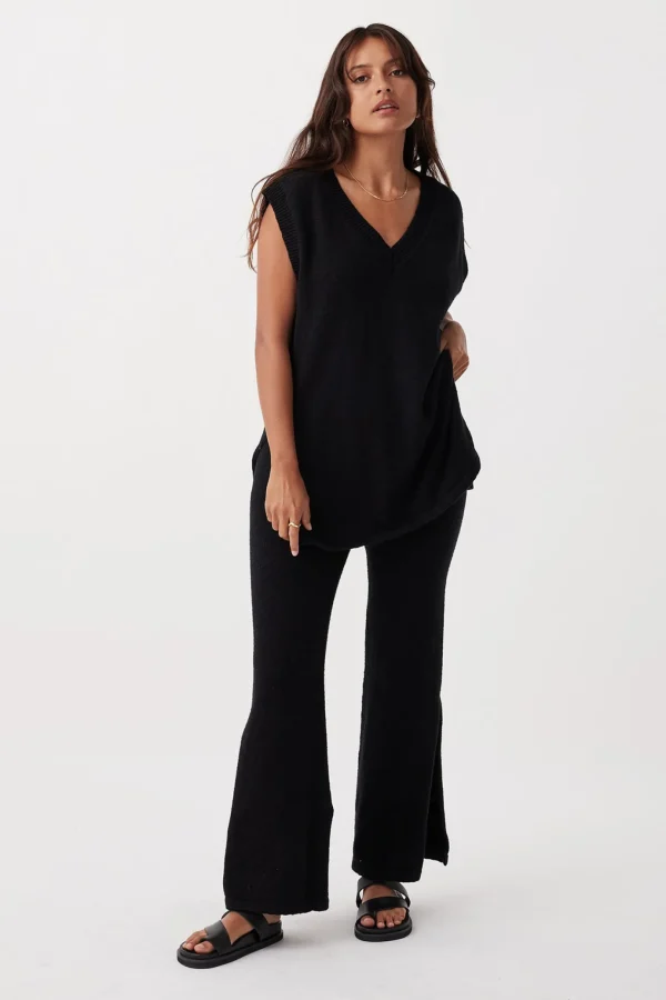 ARCAA Emma Vest - Black