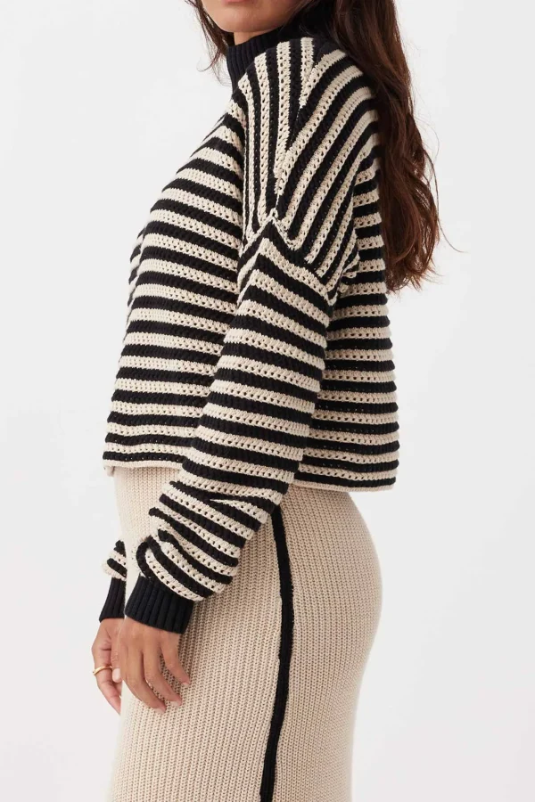 ARCAA June Cropped Sweater - Sand & Black