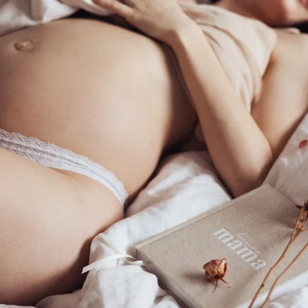 Axel & Ash - Becoming Mama