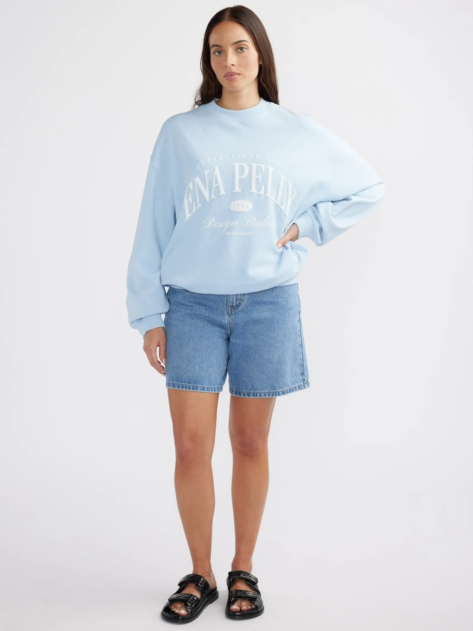 ena_pelly_heritage_studio_1.webp Ena Pelly Heritage Studios Sweatshirt - Washed Capri