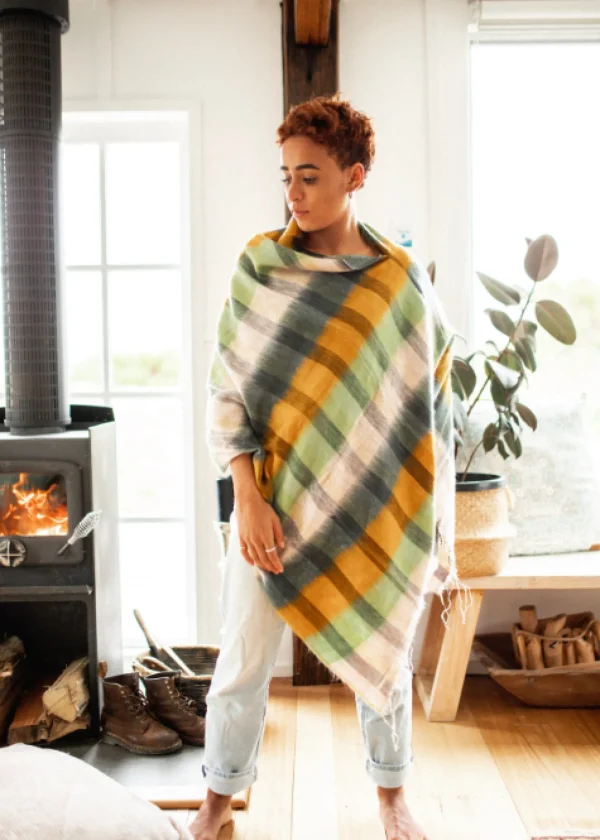 Hobo & Hatch Poncho- Check