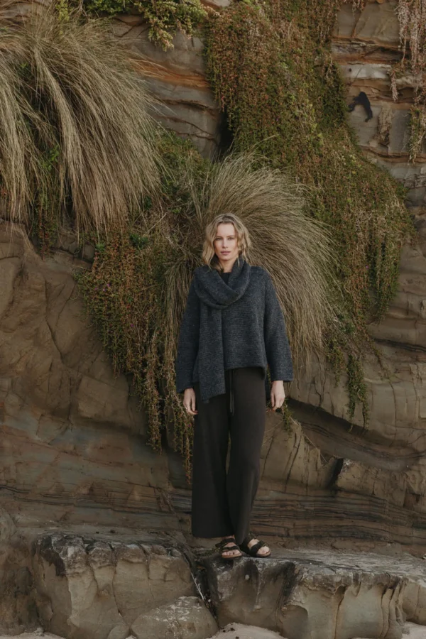 Talamaya Drift Airy Pullover - Heath Green