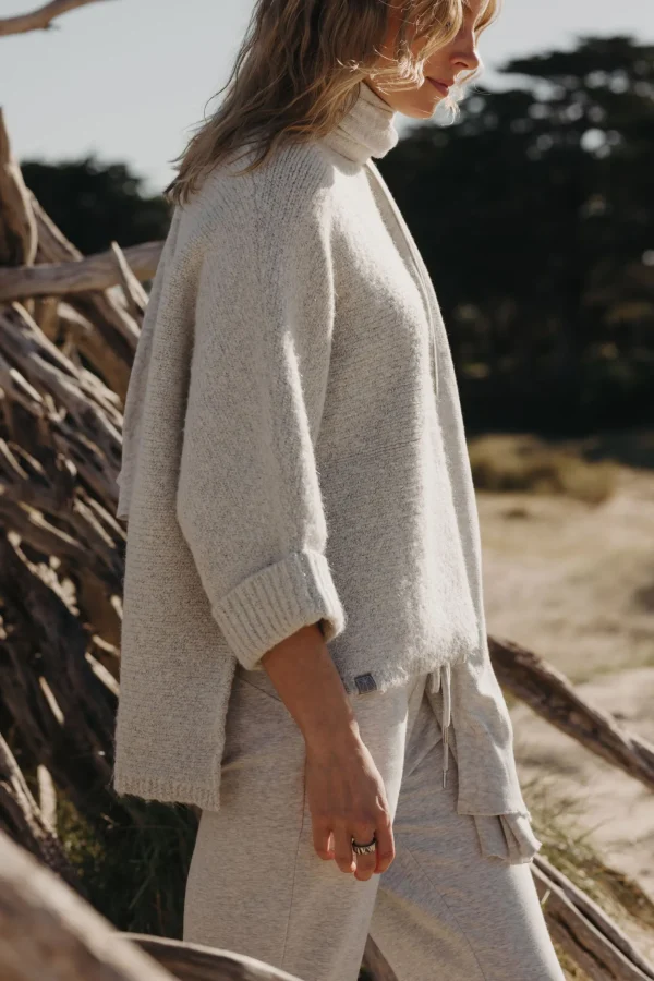 Talamaya Embrace Pullover - Cannoli Cream