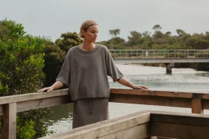 Talamaya Retreat Cotton Twist Tee Pullover - Washed Black & Silver