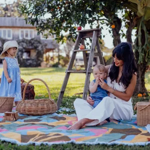 Wandering Folk Woven Throw - Kaleid Sugar